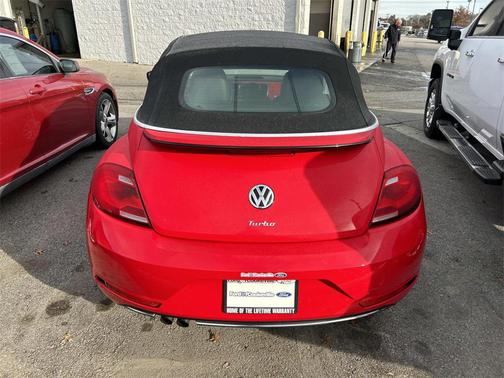 2018 Volkswagen Beetle 2.0T S