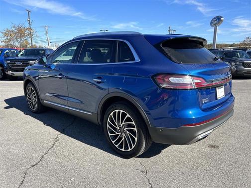 2020 Lincoln Nautilus Reserve