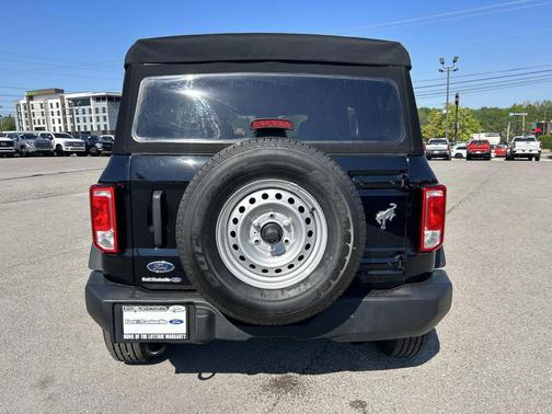 Shadow Black 2023 Ford Bronco Base