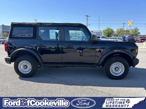 Shadow Black 2023 Ford Bronco Base