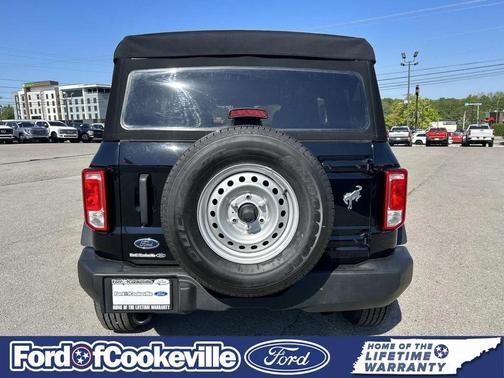 Shadow Black 2023 Ford Bronco Base