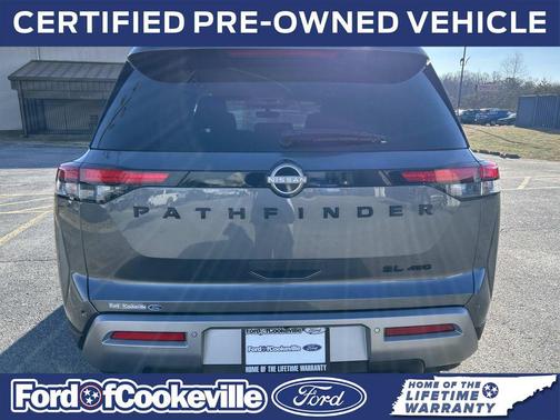 2025 Nissan Pathfinder SL 4WD