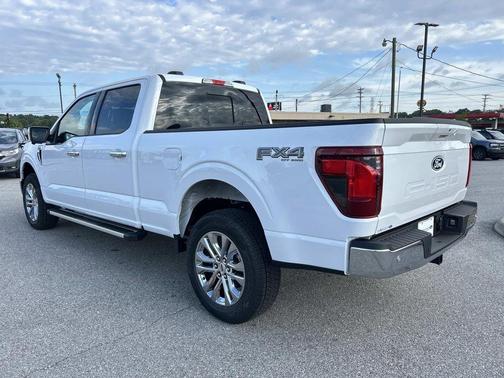 Oxford White 2026 Ford F-150 XLT