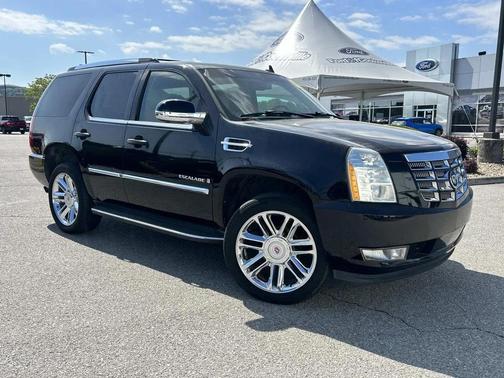 Black Raven 2007 Cadillac Escalade Base