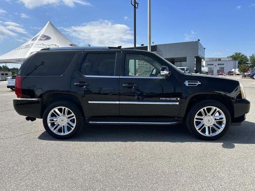Black Raven 2007 Cadillac Escalade Base