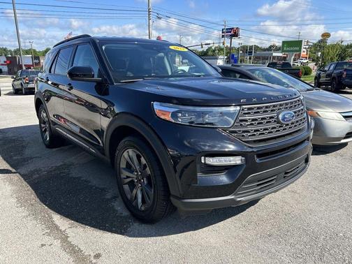Agate Black Metallic 2022 Ford Explorer XLT
