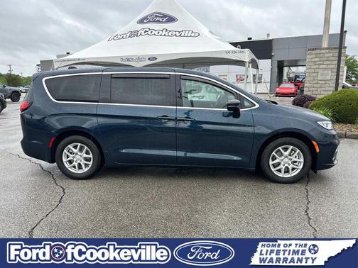 Fathom Blue Pearlcoat 2025 Chrysler Pacifica L