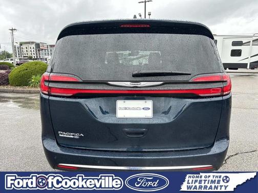 Fathom Blue Pearlcoat 2025 Chrysler Pacifica L