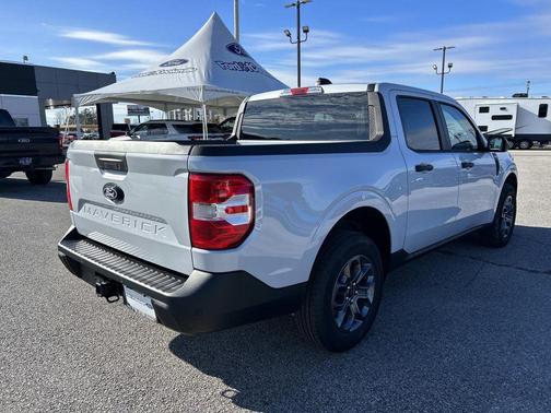Space White Metallic 2026 Ford Maverick XLT