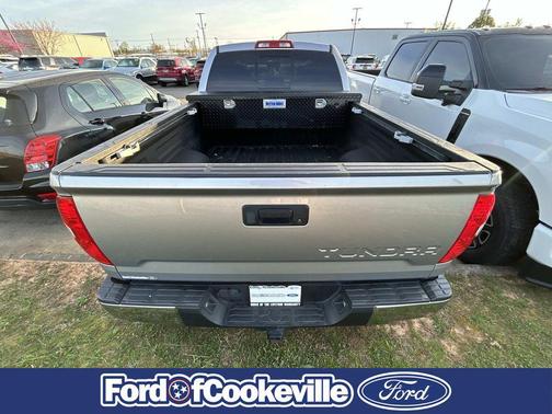 2017 Toyota Tundra SR5