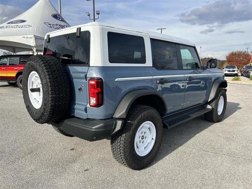 2025 Ford Bronco Heritage Edition