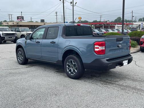 Azure Gray Metallic Tri-Coat 2026 Ford Maverick XLT
