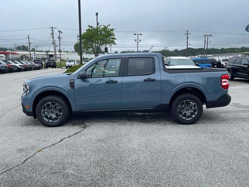 Azure Gray Metallic Tri-Coat 2026 Ford Maverick XLT