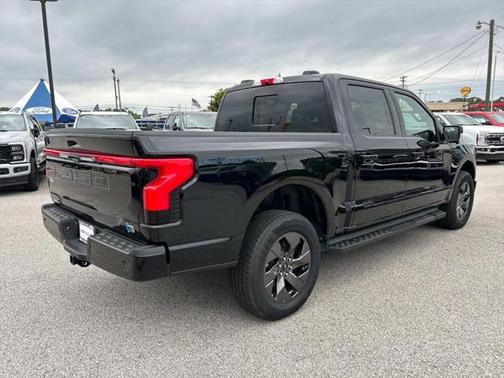 2025 Ford F-150 Lightning LARIAT