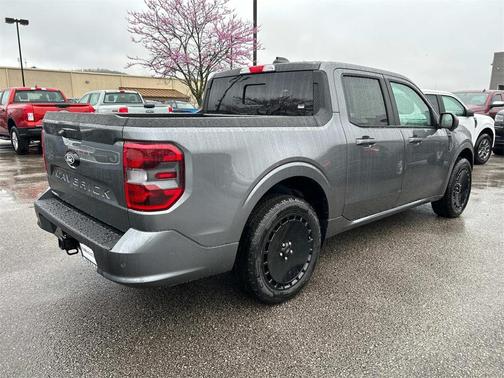 2025 Ford Maverick Lobo