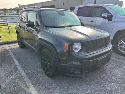 Black 2018 Jeep Renegade Latitude