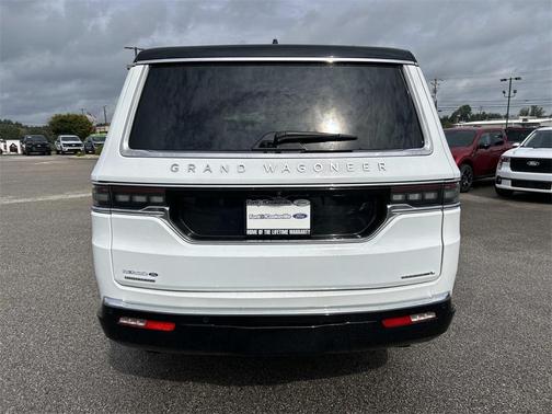 2023 Jeep Grand Wagoneer L Series II 4x4
