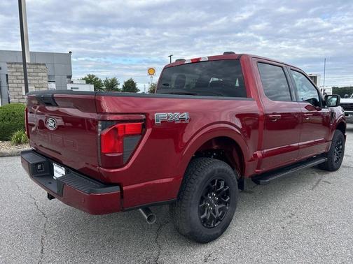 Ruby Red Metallic Tinted Clearcoat 2026 Ford F-150 XLT