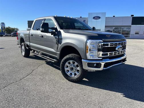 2024 Ford F-350 XLT