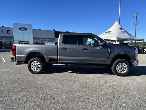 2024 Ford F-350 XLT