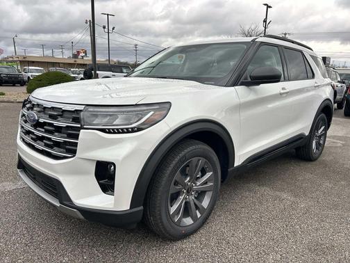 2026 Ford Explorer Active w/200A Pkg
