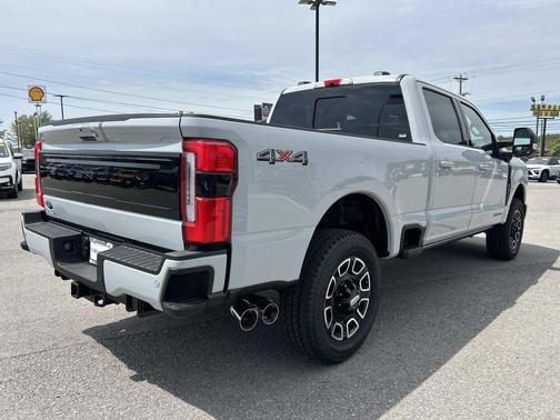 Avalanche 2026 Ford F-250 Platinum