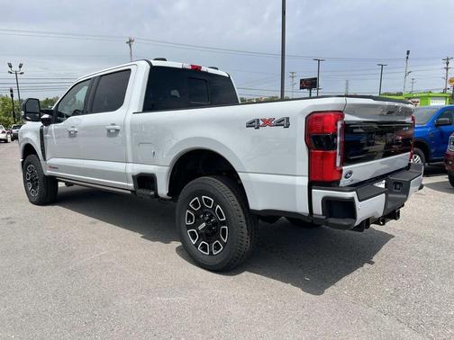 Avalanche 2026 Ford F-250 Platinum