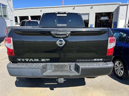 2017 Nissan Titan XD S