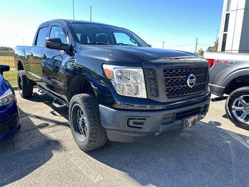 2017 Nissan Titan XD S