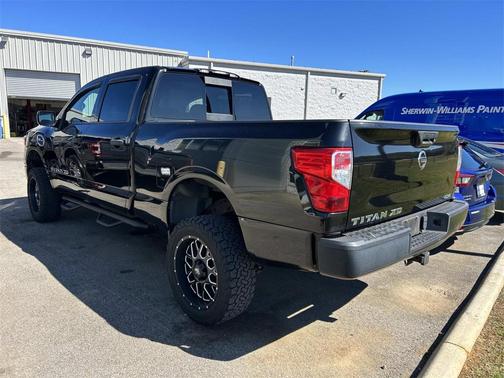 2017 Nissan Titan XD S