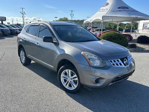 Gray 2015 Nissan Rogue Select S