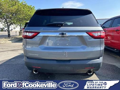 Satin Steel Metallic 2021 Chevrolet Traverse LS