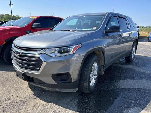 Satin Steel Metallic 2021 Chevrolet Traverse LS