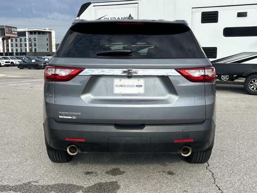 Satin Steel Metallic 2021 Chevrolet Traverse LS