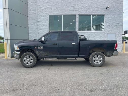 Black Clearcoat 2013 RAM 2500 Laramie