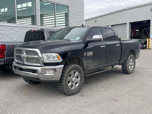 Black Clearcoat 2013 RAM 2500 Laramie