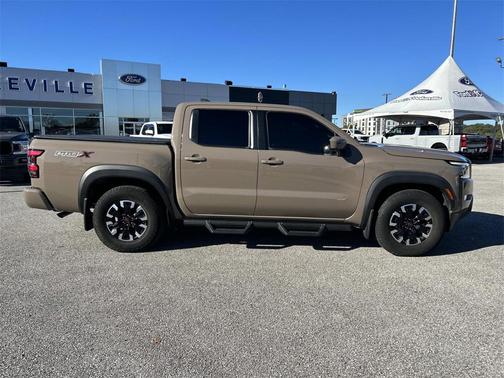2023 Nissan Frontier PRO-X