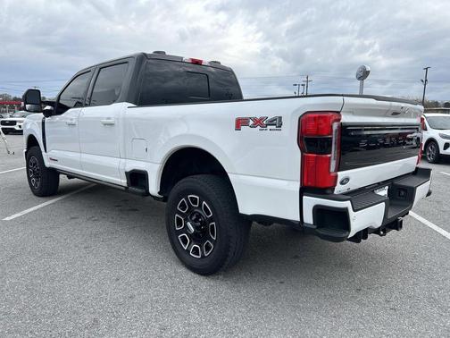 Star White Metallic Tri-Coat 2026 Ford F-250 Platinum