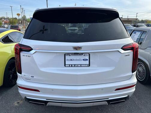 Crystal White Tricoat 2021 Cadillac XT6 Premium Luxury AWD