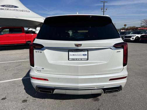 Crystal White Tricoat 2021 Cadillac XT6 Premium Luxury AWD