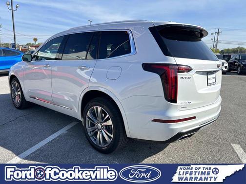 Crystal White Tricoat 2021 Cadillac XT6 Premium Luxury AWD