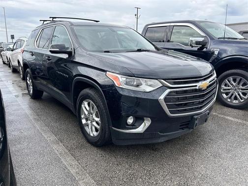 2020 Chevrolet Traverse LT Cloth