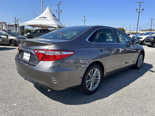 2016 Toyota Camry SE
