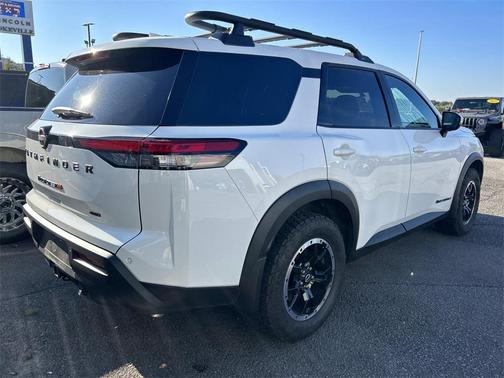 2025 Nissan Pathfinder Rock Creek 4WD