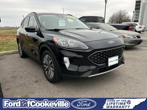 2022 Ford Escape Titanium