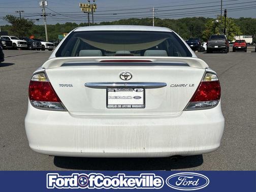 Super White 2006 Toyota Camry LE