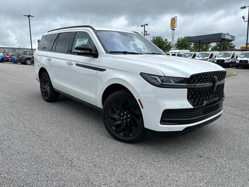 2025 Lincoln Navigator Reserve