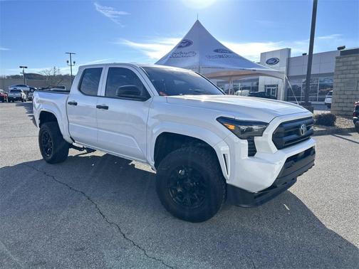 2025 Toyota Tacoma SR