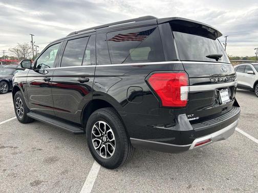 Black Metallic 2024 Ford Expedition XLT
