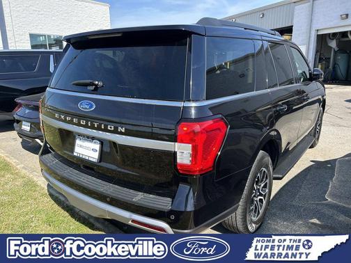 Black Metallic 2024 Ford Expedition XLT